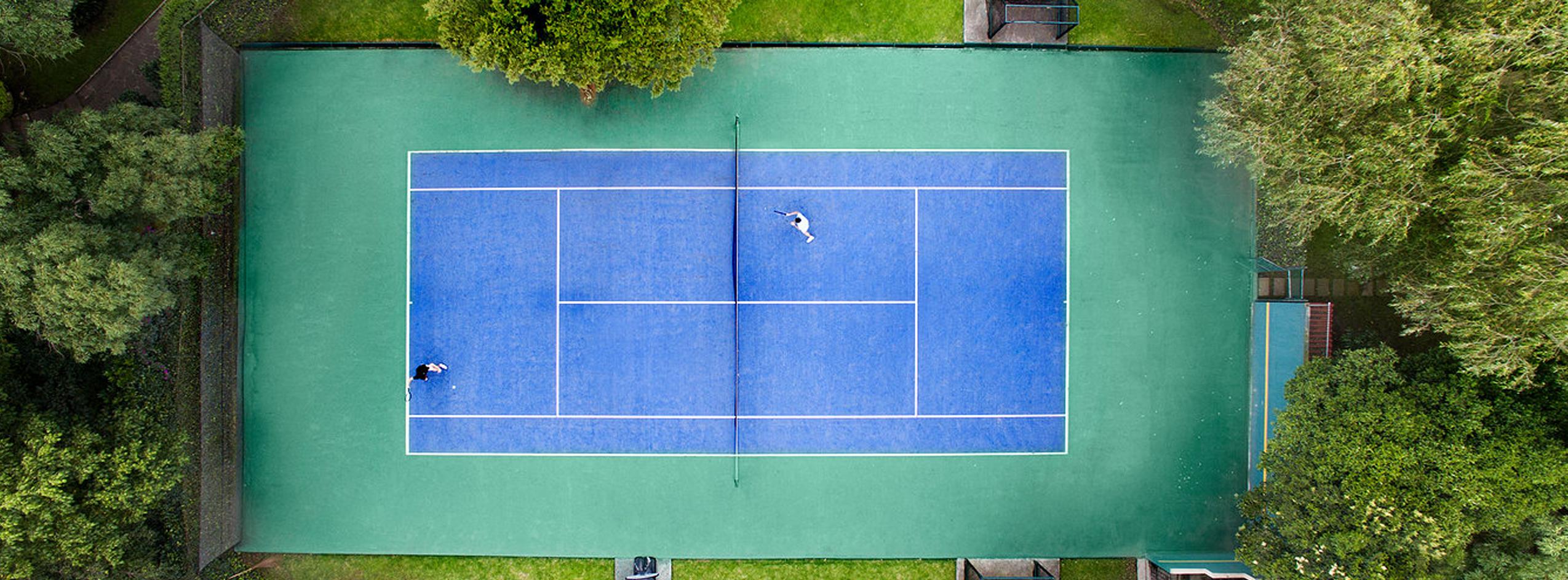 Berger Jensolin Tennis Court Paint, 4 Liter, Green/Red Primer | Immenso